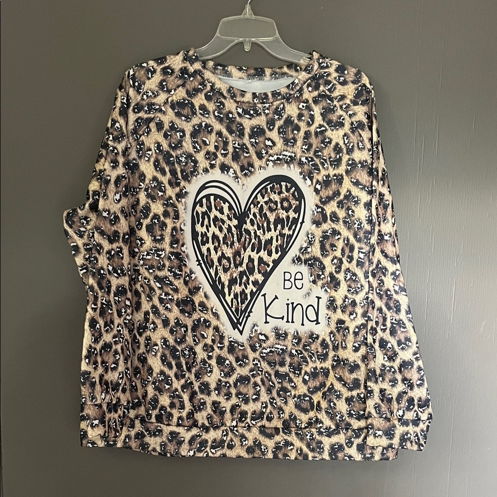 Women’s Leopard Print 'Be Kind' Sweatshirt